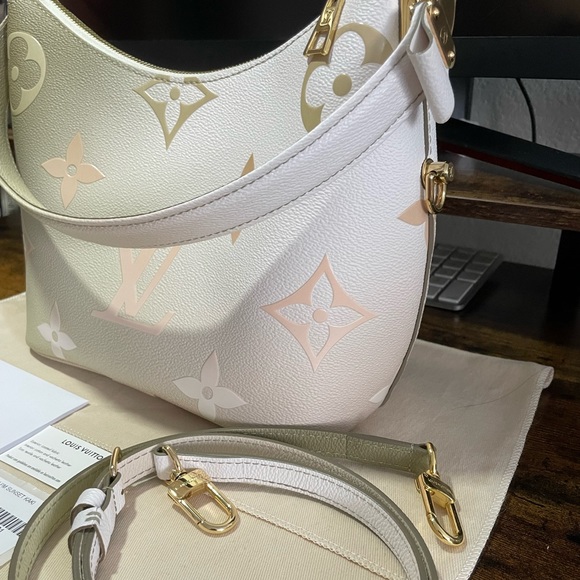 Louis Vuitton Sunset Kaki Marshmallow Bag - Picture 16 of 16